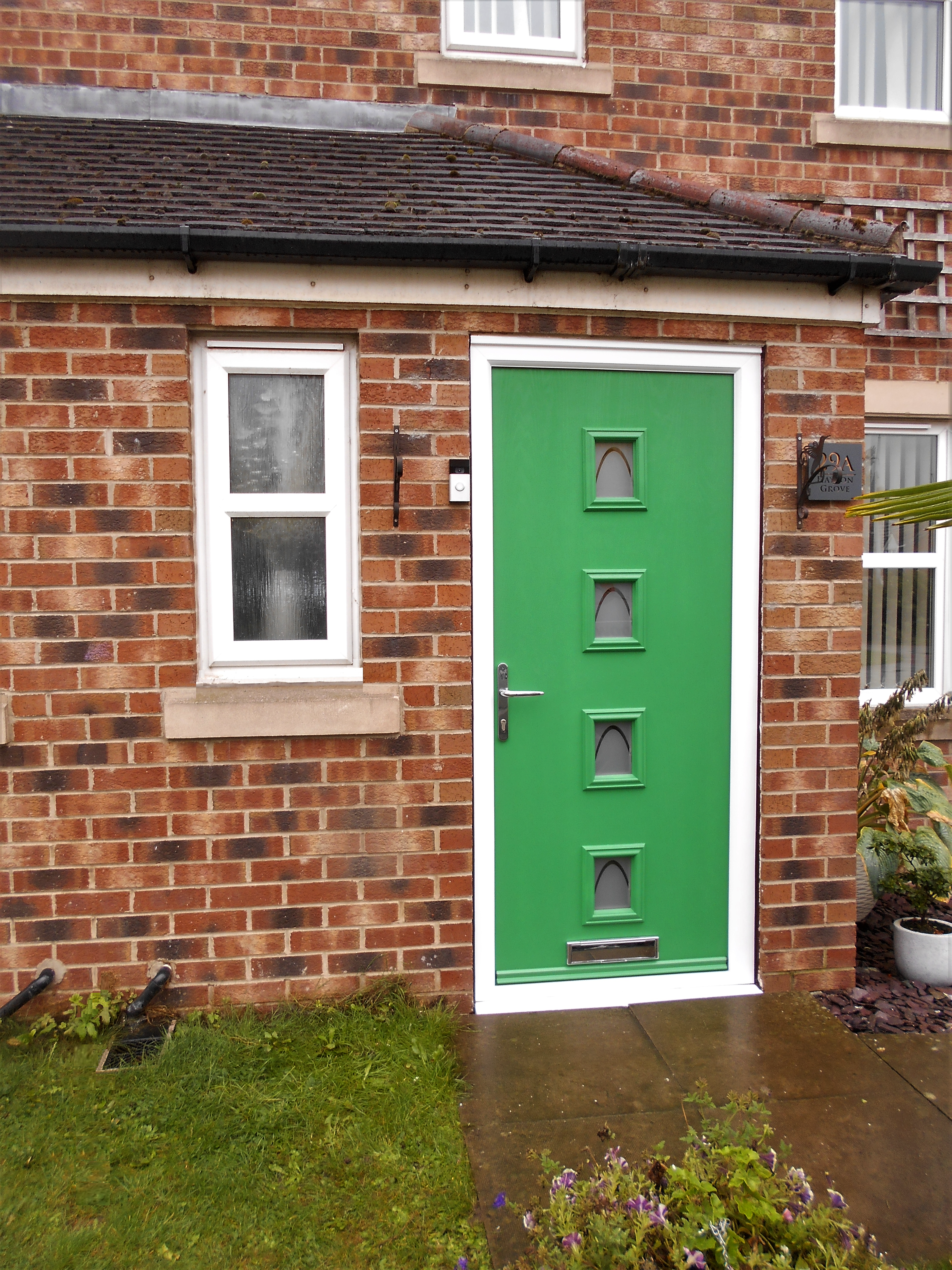 4 Top style Composite Door in Traffic Green